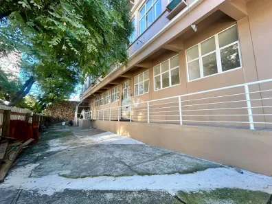 Prédio Comercial com 30 Quartos para alugar, 700m² no Centro, Santa Maria
