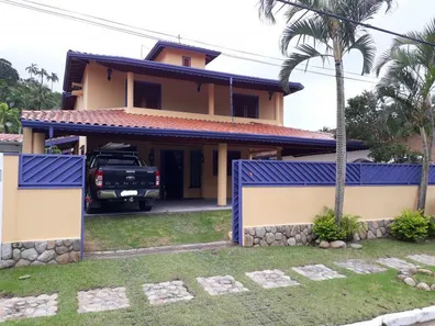 Casa com 4 Quartos à venda, 450m² no Praia do Arrastão, São Sebastião