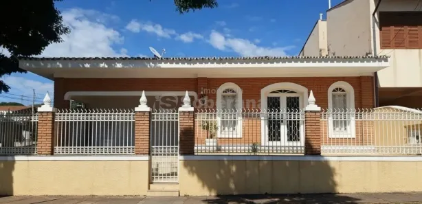 Casa com 3 Quartos à venda, 240m² no Vila Nova, Campinas