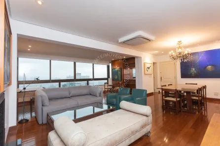 Apartamento com 3 Quartos para alugar, 154m² no Auxiliadora, Porto Alegre