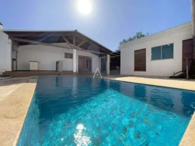 Casa com 3 Quartos à venda, 256m² no Parque São Paulo, Cascavel
