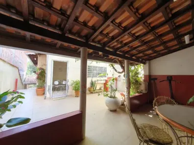Casa com 3 Quartos à venda, 255m² no Jardim Satélite, São José dos Campos