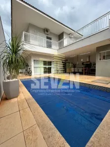 Sobrado com 4 Quartos à venda, 351m² no Residencial Villaggio II, Bauru
