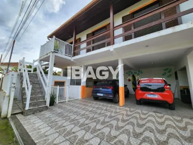 Casa com 3 Quartos para alugar, 130m² no Tapera da Base, Florianópolis