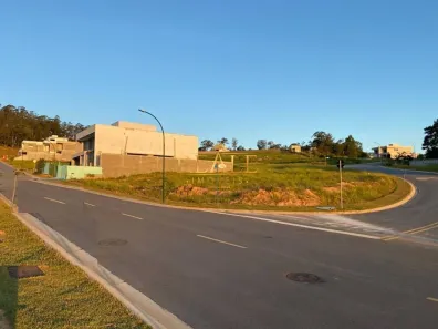 Lote/Terreno à venda, 673m² no Santa Cândida, Vinhedo