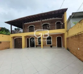 Casa com 3 Quartos para alugar, 300m² no Jardim Santa Maria, Jacareí