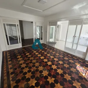 Casa com 4 Quartos para alugar, 270m² no São Brás, Belém