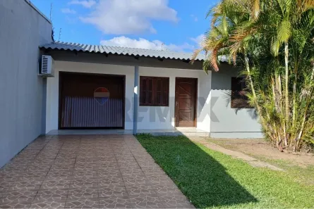 Casa com 2 Quartos à venda, 162m² no Vila Bom Princípio, Cachoeirinha