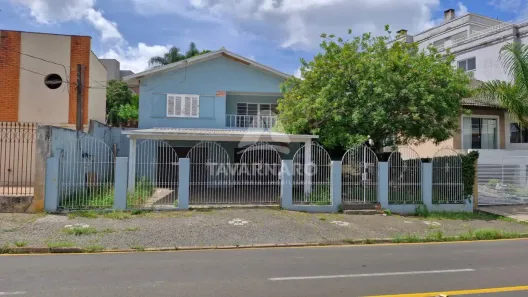 Casa com 3 Quartos à venda, 319m² no Uvaranas, Ponta Grossa