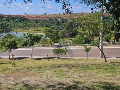 Lote/Terreno à venda, 150m² no Parque Itapê, Itapetininga