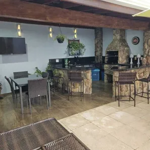 Casa com 3 Quartos à venda, 183m² no Parque São Quirino, Campinas