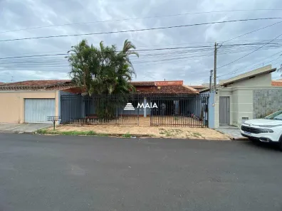 Casa com 3 Quartos para alugar, 187m² no Olinda, Uberaba