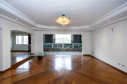 Apartamento com 4 Quartos à venda, 312m² no Vila Uberabinha, São Paulo