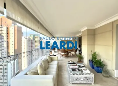 Apartamento com 4 Quartos para alugar, 550m² no Vila Nova Conceição, São Paulo
