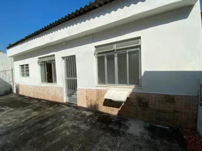 Casa com 2 Quartos para alugar, 48m² no Penha Circular, Rio de Janeiro