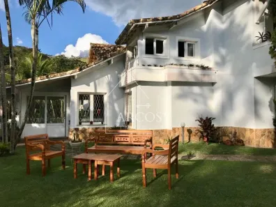 Casa com 4 Quartos à venda, 285m² no Itaipava, Petrópolis
