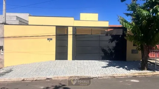Casa com 3 Quartos à venda, 82m² no Moinho Residencial, Holambra