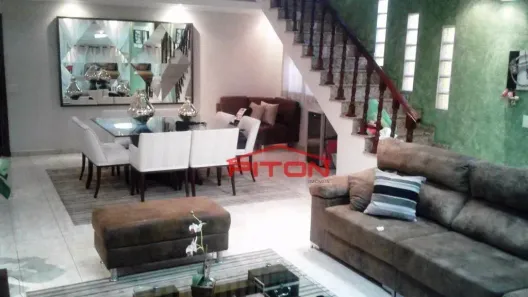 Sobrado com 4 Quartos à venda, 220m² no Penha de França, São Paulo