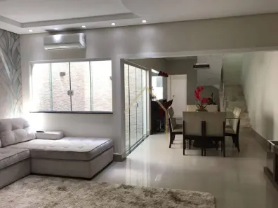 Casa com 3 Quartos à venda, 200m² no Jardim São Domingos, Americana