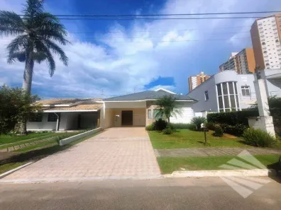 Casa com 3 Quartos à venda, 248m² no Jardim das Nações, Taubaté