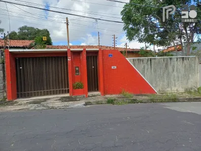 Casa com 4 Quartos para alugar, 220m² no Ponta do Farol, São Luís