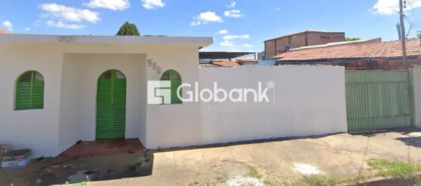 Ponto Comercial com 2 Quartos para alugar, 100m² no Monte Carmelo, Montes Claros