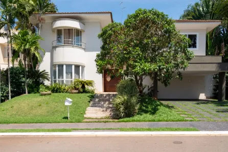 Casa de Condomínio com 4 Quartos para alugar, 598m² no Jardins Paris, Goiânia