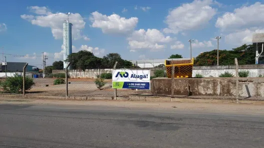para alugar, 3000m² no Terra Preta, Monte Mor
