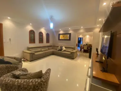 Casa com 3 Quartos à venda, 250m² no Ipês (Polvilho), Cajamar