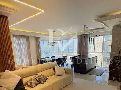 Apartamento com 4 Quartos à venda, 150m² no Meia Praia, Itapema