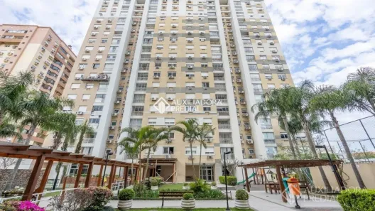 Apartamento com 2 Quartos à venda, 62m² no Vila Ipiranga, Porto Alegre