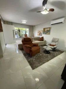 Casa com 4 Quartos para alugar, 250m² no Plano Diretor Sul, Palmas