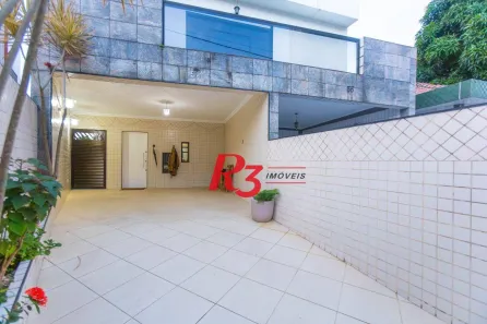Casa com 3 Quartos à venda, 250m² no Ponta da Praia, Santos