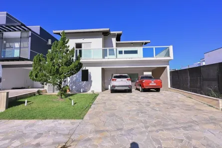 Casa de Condomínio com 4 Quartos à venda, 213m² no Centro, Peruíbe