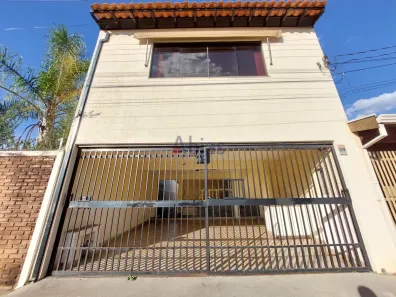 Casa com 3 Quartos à venda, 169m² no Cidade Jardim, São Carlos