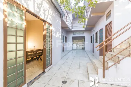 Casa com 13 Quartos à venda, 180m² no Partenon, Porto Alegre