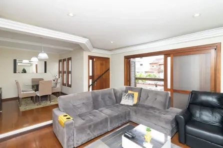 Casa com 3 Quartos à venda, 295m² no Três Figueiras, Porto Alegre