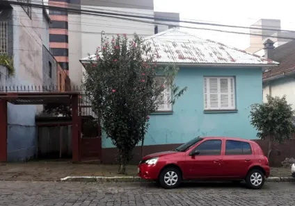 Lote/Terreno à venda, 240m² no Exposição, Caxias do Sul