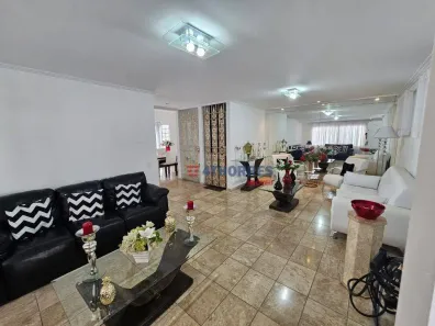 Casa com 3 Quartos à venda, 341m² no Parque Monte Alegre, Taboão da Serra