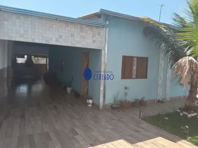 Casa com 3 Quartos à venda, 250m² no Parque Residencial das Flores, Anápolis