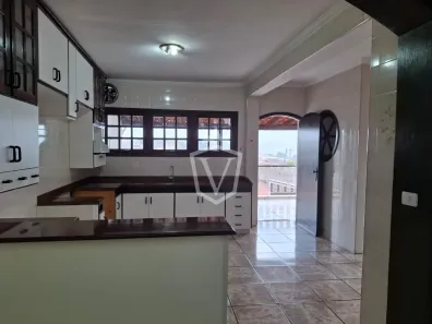 Casa com 3 Quartos à venda, 230m² no Vila Tupi, Várzea Paulista