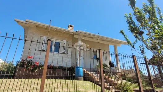 Casa com 3 Quartos à venda, 138m² no Santo Antônio, Farroupilha