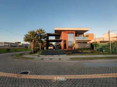 Casa de Condomínio com 4 Quartos à venda, 360m² no Cidade Alpha, Eusébio