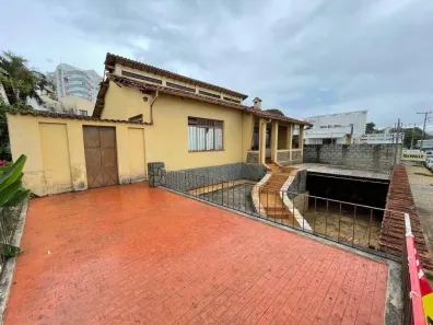 Casa com 3 Quartos à venda, 190m² no Vila Santana, Anápolis