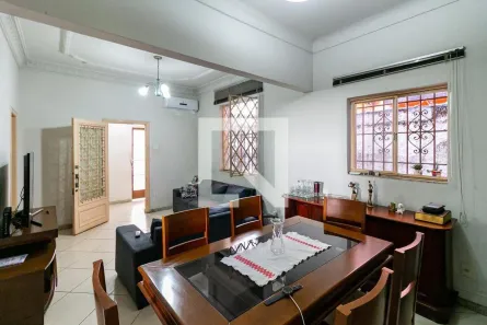Casa com 3 Quartos à venda, 250m² no Carlos Prates, Belo Horizonte