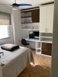 Apartamento com 2 Quartos para alugar, 100m² no Centro, Florianópolis