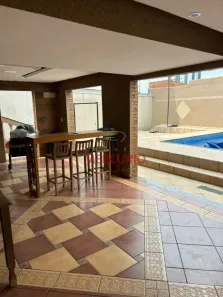 Casa com 6 Quartos para alugar, 450m² no Jardim Estoril IV, Bauru
