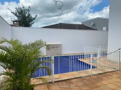 Casa de Condomínio com 4 Quartos à venda, 350m² no Boa Vista, Uberaba