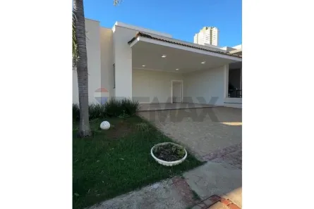 Casa de Condomínio com 3 Quartos para alugar, 360m² no Residencial Villaggio III, Bauru