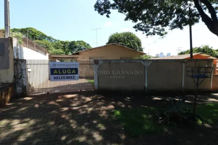 Casa com 2 Quartos à venda, 63m² no Jardim Tabaete, Maringá